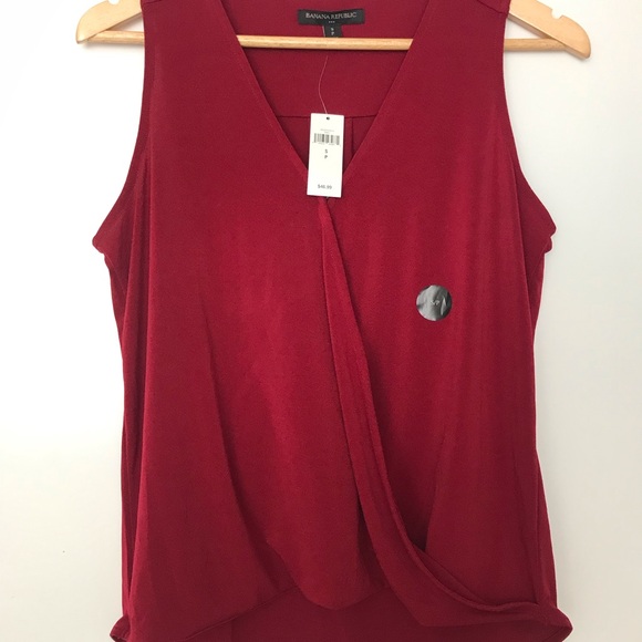 Beautiful Banana Republic Red V-Neck Top New with Tags! - Picture 7 of 7
